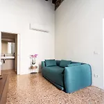 Palazzo Miracoli * ヴェネツィア