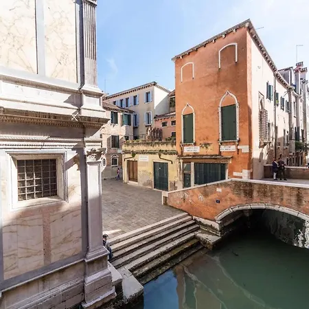 Apartment Palazzo Miracoli Venice
