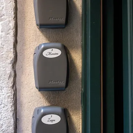 Palazzo Miracoli Apartment *