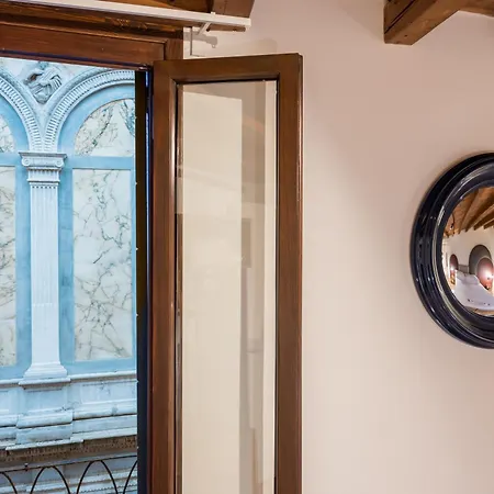 Apartment Palazzo Miracoli