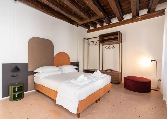 Palazzo Miracoli Апартаменты Венеция