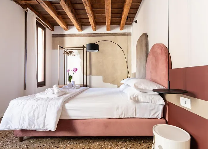 Апартаменты Palazzo Miracoli *