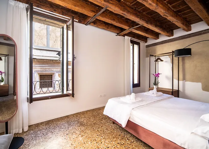 Апартаменты Palazzo Miracoli Венеция