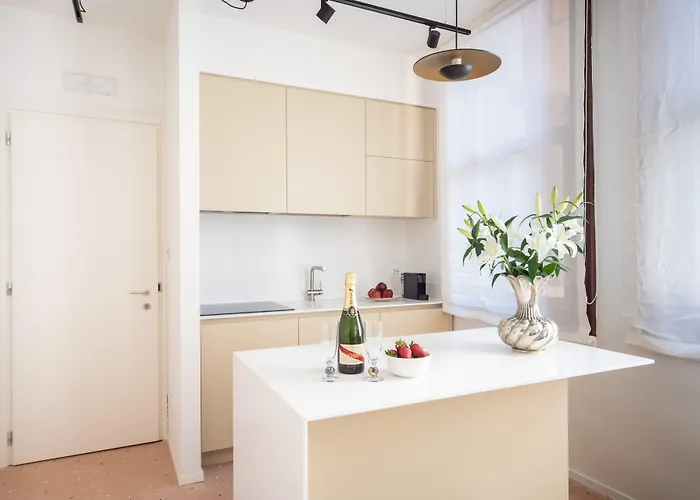 Palazzo Miracoli * Венеция