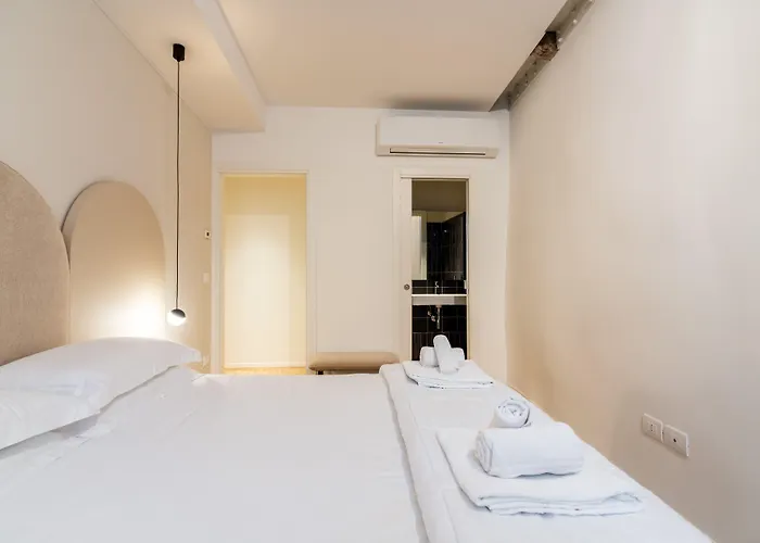 Palazzo Miracoli Венеция